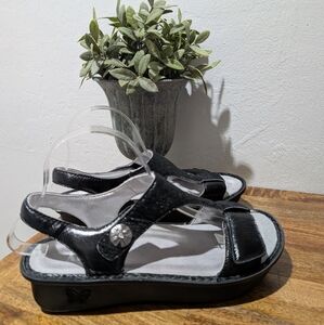 Alegria Kendra KEN  Leather Strappy Comfort Sandals Size US 8.5 EURO 39 Nwot